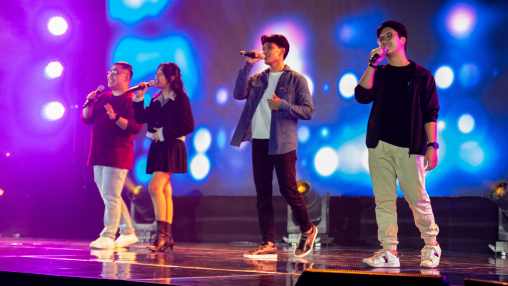 Karaoke, Chorale, Dance, OOTD,